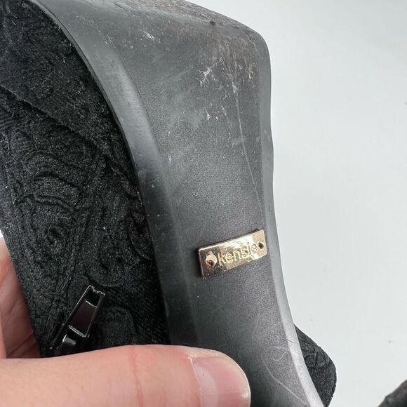 Kensie Black Velvet Floral Emeline Block heel boot bootie size 8.5 Platform Goth - Picture 9 of 14